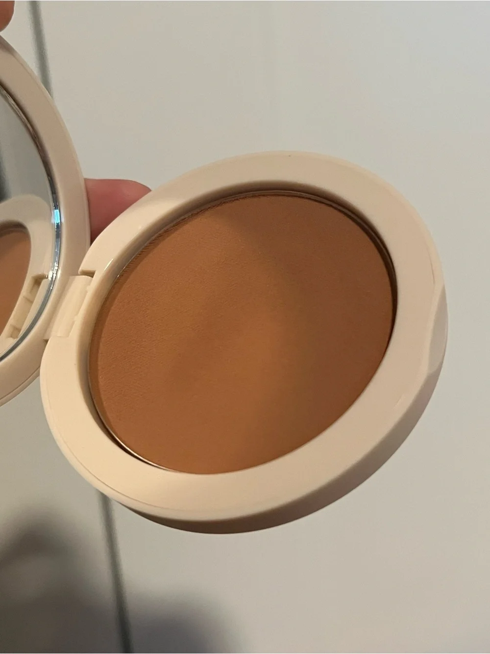 Jones Road The Bronzer Compact in Cinnamon